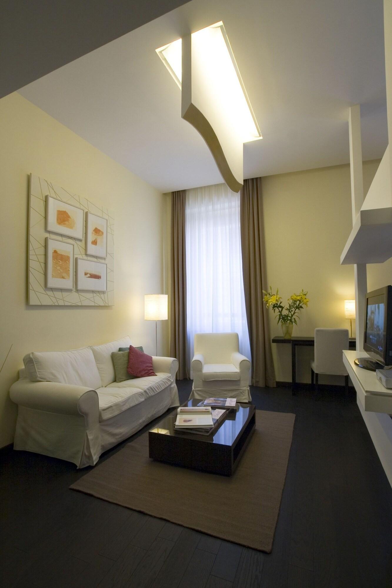 Ht Romeo Al Babuino Hotel Екстериор снимка