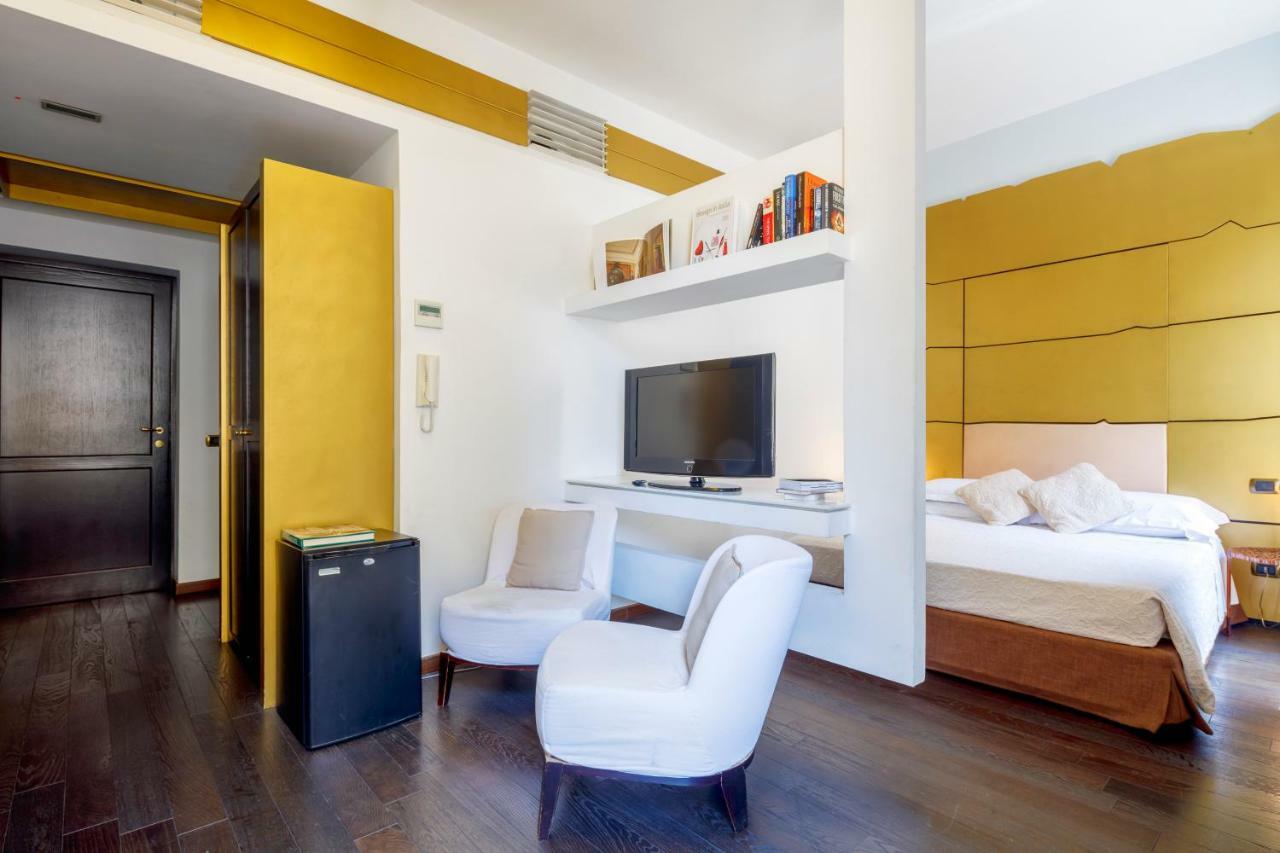 Ht Romeo Al Babuino Hotel Екстериор снимка